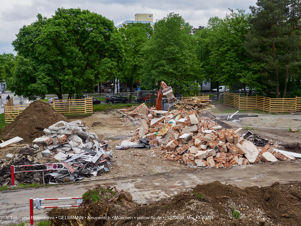 13.05.2022 - Baustelle am Haus für Kinder in Neuperlach